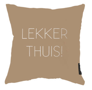 Label-R kussen kaki lekker thuis no28wonen.nl
